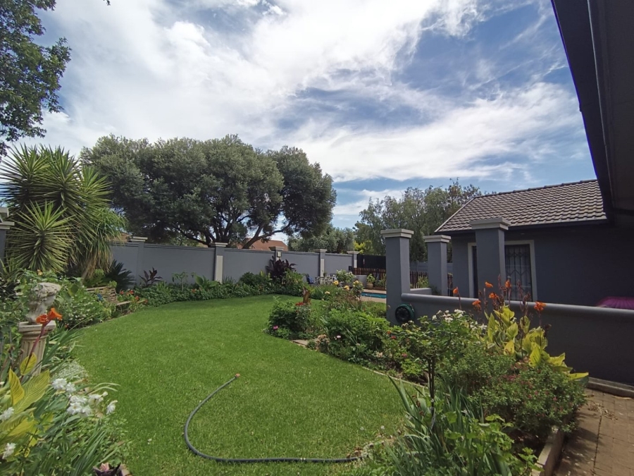 4 Bedroom Property for Sale in Universitas Free State